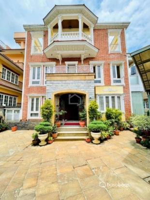 Triplex house on sale at Baluwatar : House for Sale in Baluwatar, Kathmandu-image-1