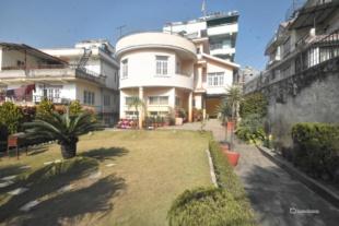 Bungalow : House for Sale in Maharajgunj, Kathmandu-image-3