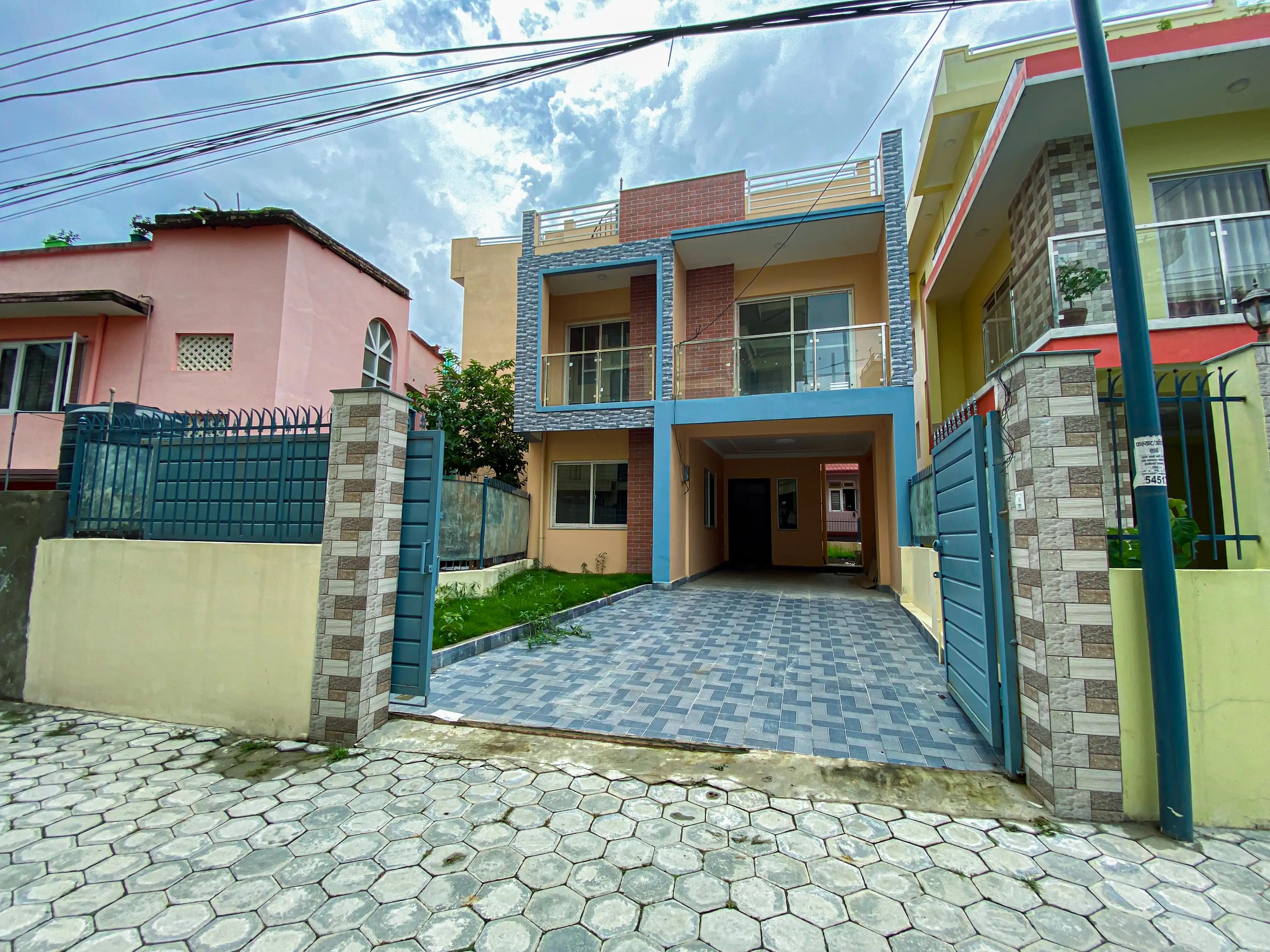 Residential House On Sale-image-1
