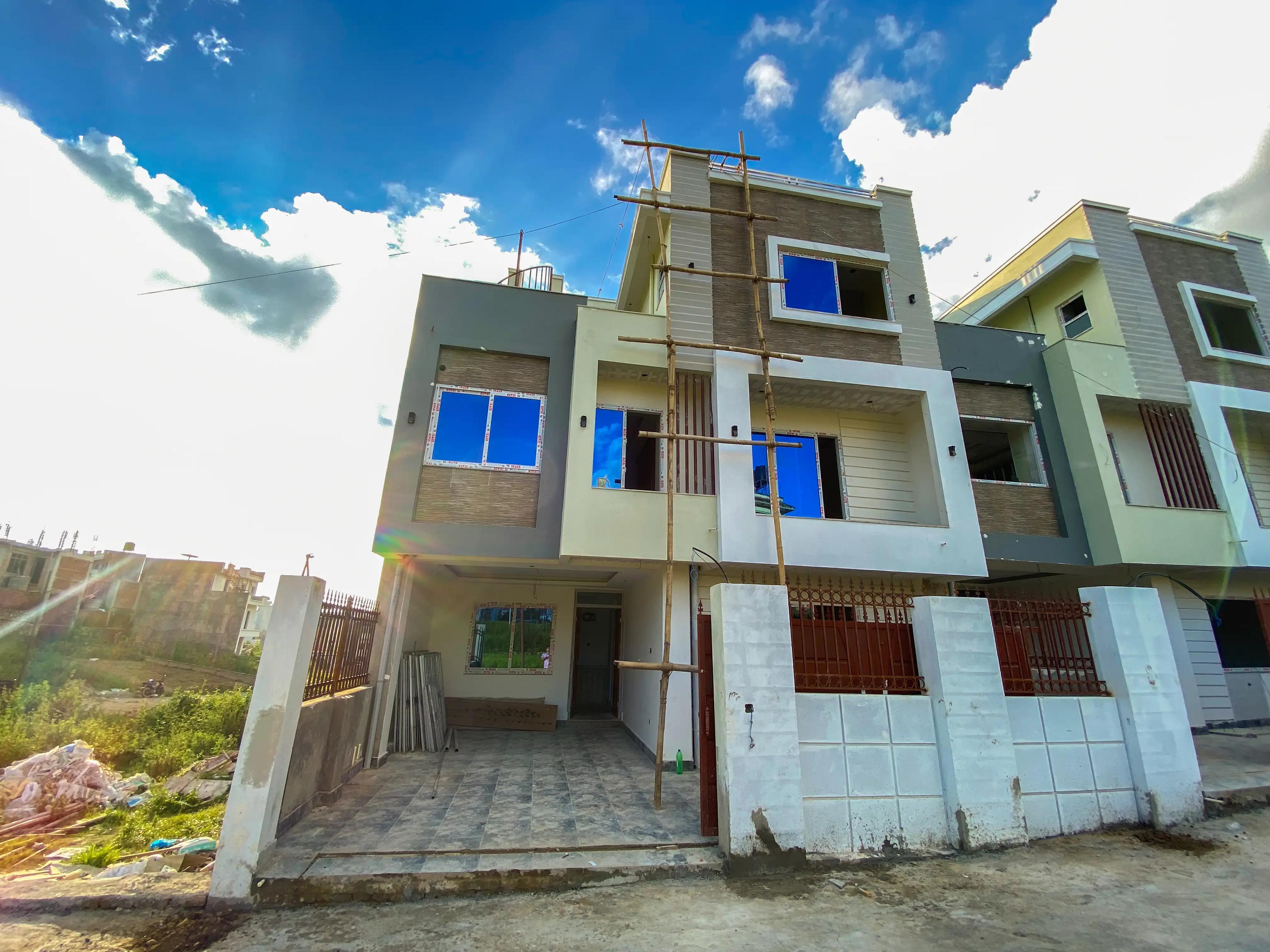 Residential House On Sale-image-5