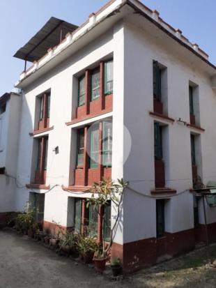 2 storied old durbar on rent at Sorahkhutte : House for Rent in Sorakhutte, Kathmandu-image-1