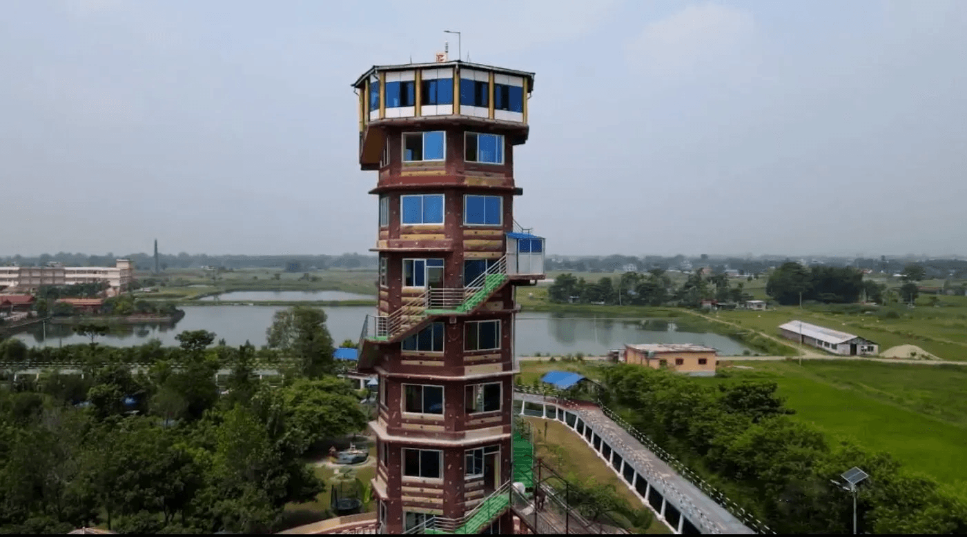 एक करोडको निजी लगानीमा बनेको नौ’तले भ्यूटावर 
