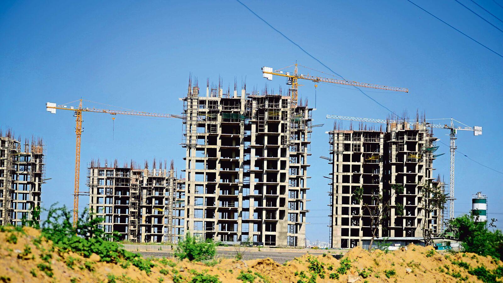 ८ खर्ब ओगटेको निर्माण क्षेत्र सुस्ताउँदा अर्थतन्त्रमा गहिरो प्रभाव