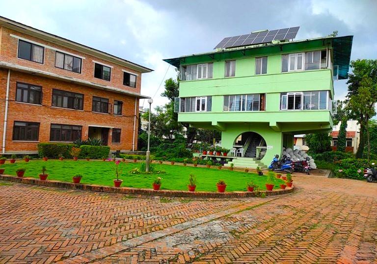 ६० वर्षअघि बनेको अनौठो घर 