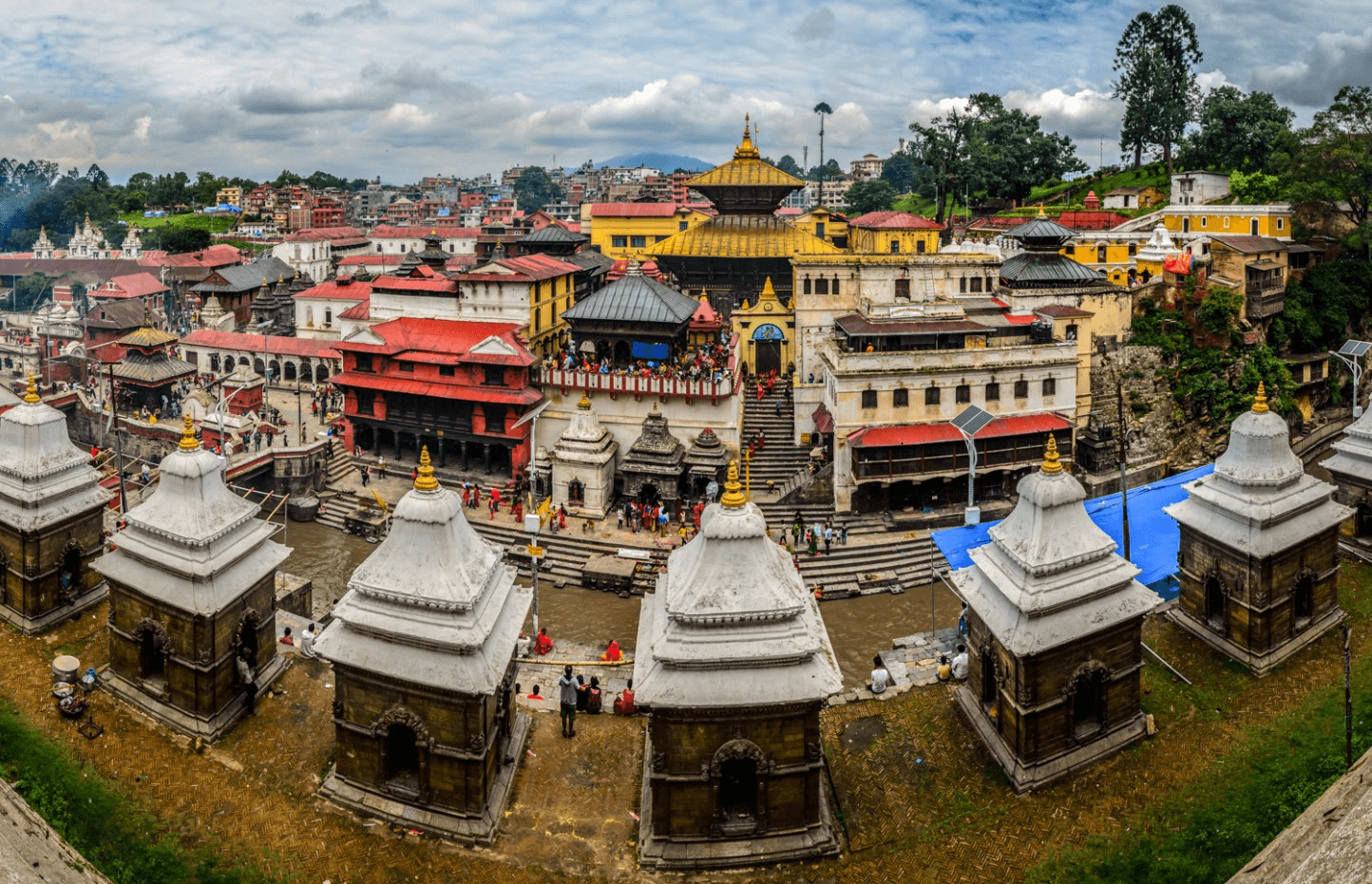 पशुपति क्षेत्रमा बनेका अवैध संरचना हटाइने, कहाँ गयो कोषको नाममा रहेको २९ रोपनी जग्गा ?