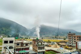 समस्या झेल्दै