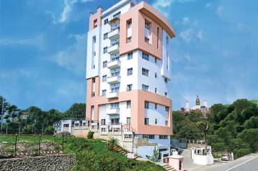 रिट्रिट सर्भिस अपार्टमेन्टका ६ युनिट बिक्रीमा