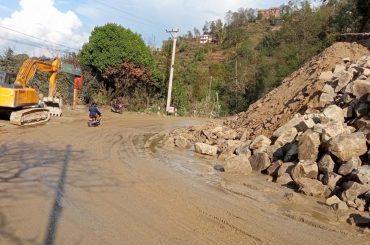 Dhulikhel-Khawa road